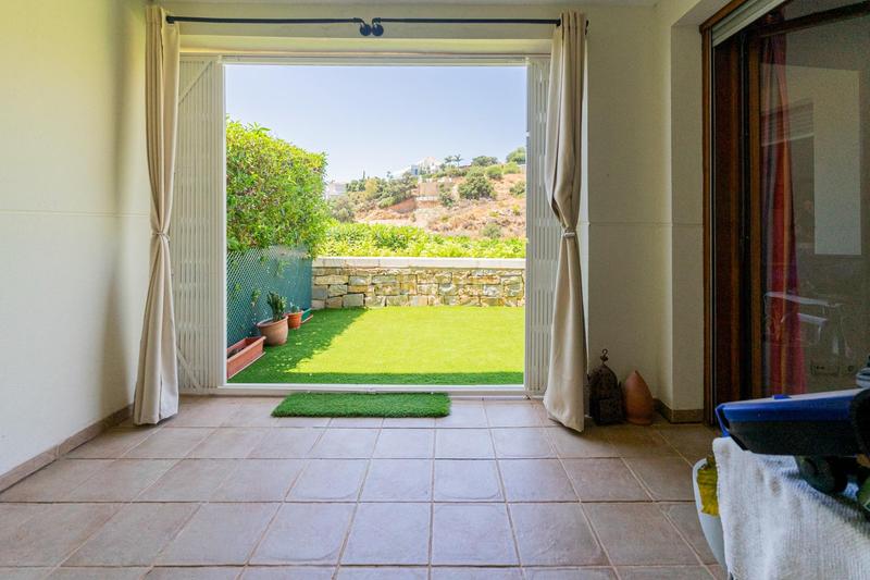 Foto b32bbada-e7f6-4db7-af6a-f271a649e2a8. Duplex avec chauffage parking piscine dans Alto de los Monteros Marbella