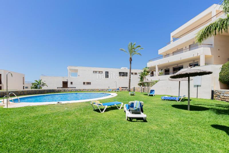 Foto eb21dc8c-41f7-4ee7-aa53-2958db710cd2. Duplex avec chauffage parking piscine dans Alto de los Monteros Marbella