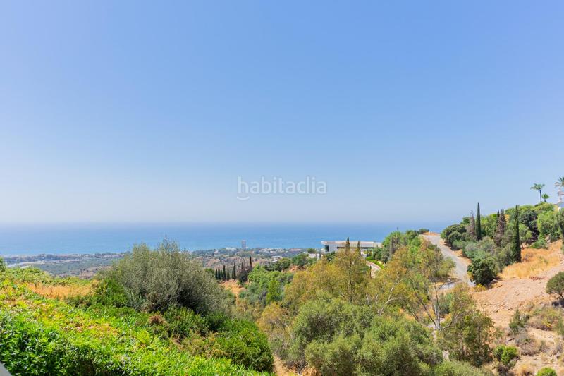 Foto fe7ffb68-b1bd-472d-b2d1-cc700be46e13. Duplex avec chauffage parking piscine dans Alto de los Monteros Marbella