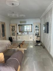 Apartamento en Centro ciudad. Precioso apartamento en el corazón de las lagunas, fuengirola.