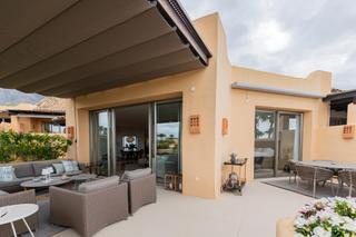 Penthouse in Sierra Blanca. Impresionante ático reformado con vistas panorámicas en la milla