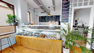 Traspaso Local Comercial en Centro ciudad. Traspaso de licencia take away  centro fuengirola