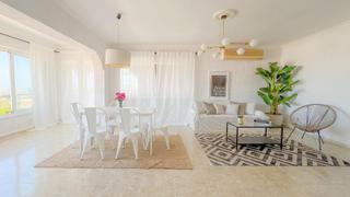 Chalet en El Faro de Calaburra - Chaparral. Villa con espectaculares vistas al mar a metros de la playa, mij