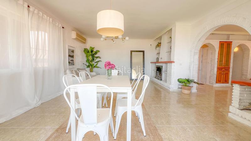 Foto 02697344-4f84-43c7-b3b8-1e789d9093c1. Chalet villa con espectaculares vistas al mar a metros de la playa, en Mijas