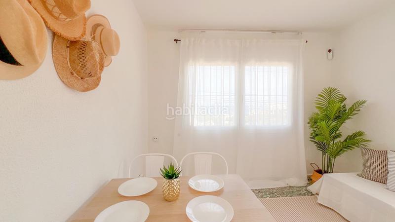 Foto f34d0782-d219-4758-93cd-610d78b8b158. Chalet villa con espectaculares vistas al mar a metros de la playa, en Mijas
