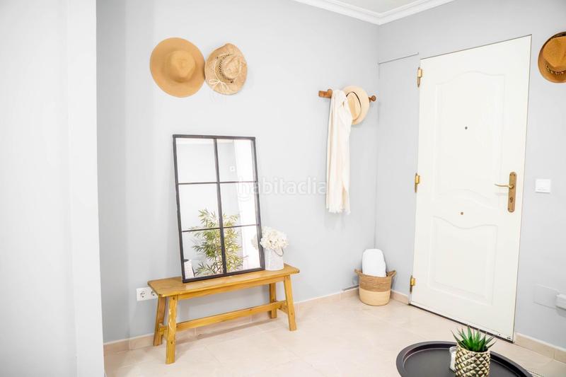 Foto 55a23480-ebe4-4415-966d-473f48bd0340. Local comercial local y piso en segunda linea de playa en Fuengirola
