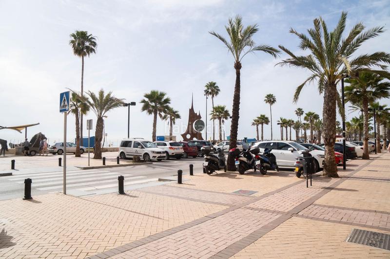 Foto 9220a884-b5aa-45b7-a263-730ed28868c8. Local comercial local y piso en segunda linea de playa en Fuengirola