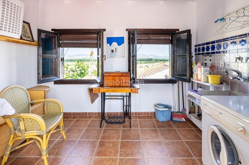 Foto 6f0eaf10-42d0-46cb-ac60-a4f3190c5703. Chalet impecable villa en romilla , granada 160 m2 en Chauchina