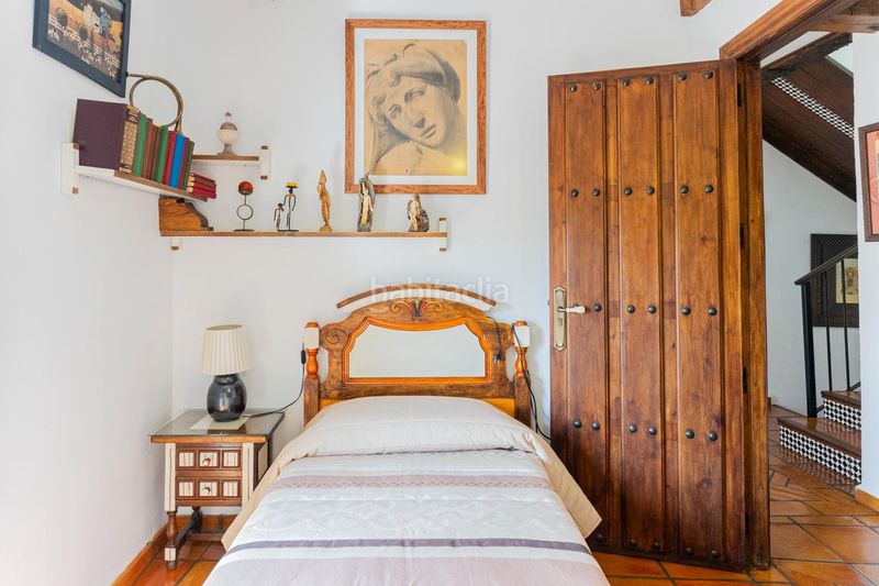 Foto cc3bf1e4-c403-44d8-84e7-b10fc8a07908. Chalet impecable villa en romilla , granada 160 m2 en Chauchina