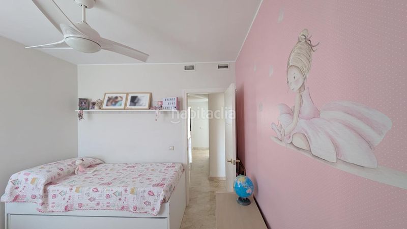 Foto 02cad835-a8d8-49e7-9121-97771d00ea8b. Àtic a puerto de Estepona Estepona