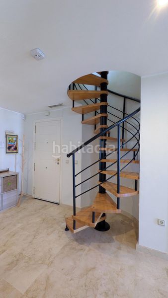 Foto 185adc45-6e67-4e30-a50d-f1be62a98401. Àtic a puerto de Estepona Estepona