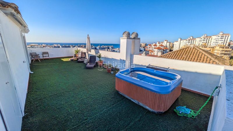 Foto 6f0b87f9-aec6-4a93-998a-ef0f5b34954d. Àtic a puerto de Estepona Estepona