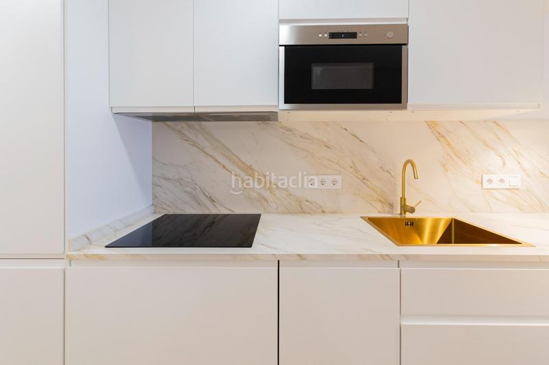 Foto 5e9dfb16-0902-416d-99bf-4d872dc07d5a. Apartament amb calefacció a Playa Bajadilla - Puertos Marbella