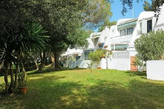 Maison jumelée à Seghers. Precioso adosado en estepona, con licencia turística
