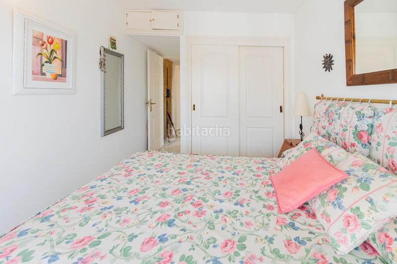 Foto 22ba9ee1-fb4a-4002-b83e-84ed60b56ba2. Piccolo appartamento con parcheggio piscina in Cabopino - Artola Marbella