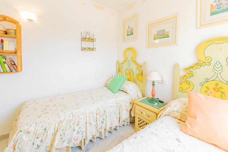 Foto c9a50bb9-872c-4887-8239-415b630655d3. Piccolo appartamento con parcheggio piscina in Cabopino - Artola Marbella