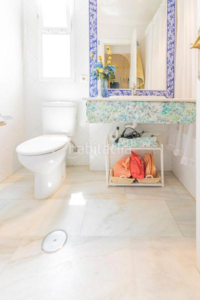 Foto f8c898f3-00d9-457c-850c-90bd7dcf0213. Piccolo appartamento con parcheggio piscina in Cabopino - Artola Marbella