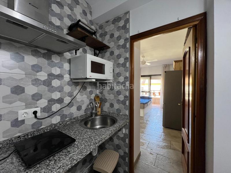Foto 73f88a97-f389-460a-844f-71bfd579b6bb. Estudio  con licencia y reformado a 900m del mar! en Torremolinos