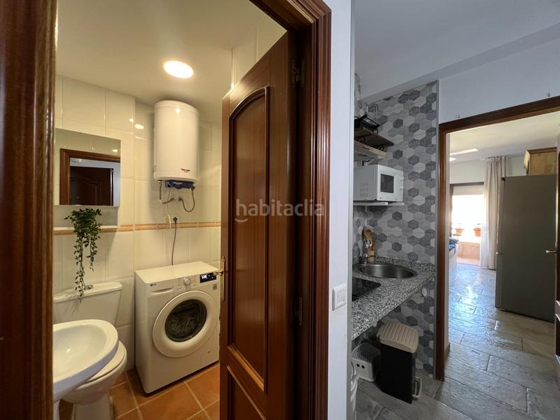 Foto 9a090894-ce33-49bb-8b63-013b5fb491b4. Estudio  con licencia y reformado a 900m del mar! en Torremolinos