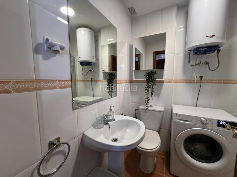 Foto a90fbf89-c755-48c0-a110-4368768b2c6e. Estudio  con licencia y reformado a 900m del mar! en Torremolinos