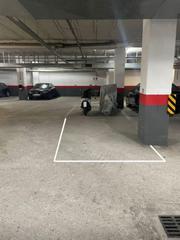 Parking coche en Centro ciudad. Plaza de garaje en venta