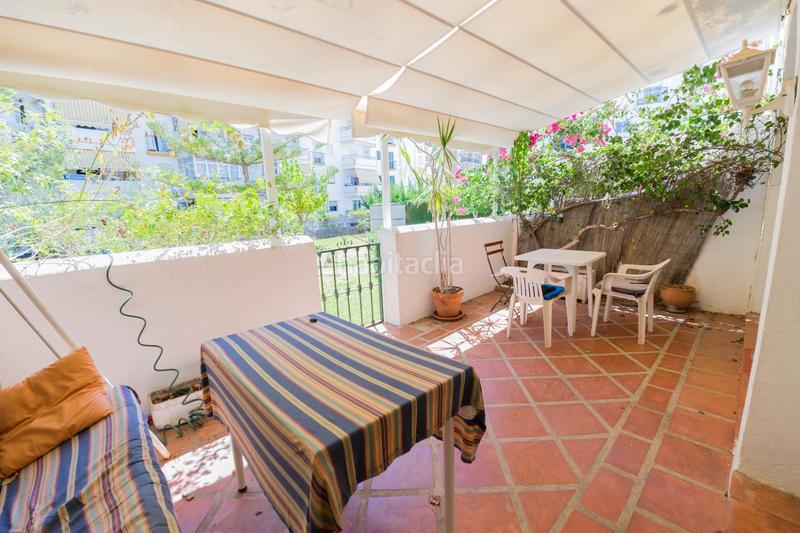 Foto 32d7d47b-e5e0-4bbc-8981-bff2c52f0e50. Casa adosada chalet adosado de 5 dormitorios con terraza y piscina comunitaria en Los Boliches, en Fuengirola