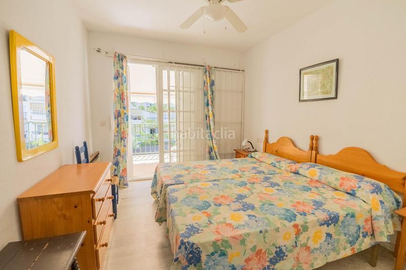 Foto 54e47f2e-3c71-452f-ba12-e2aa794a01f7. Casa adosada chalet adosado de 5 dormitorios con terraza y piscina comunitaria en Los Boliches, en Fuengirola