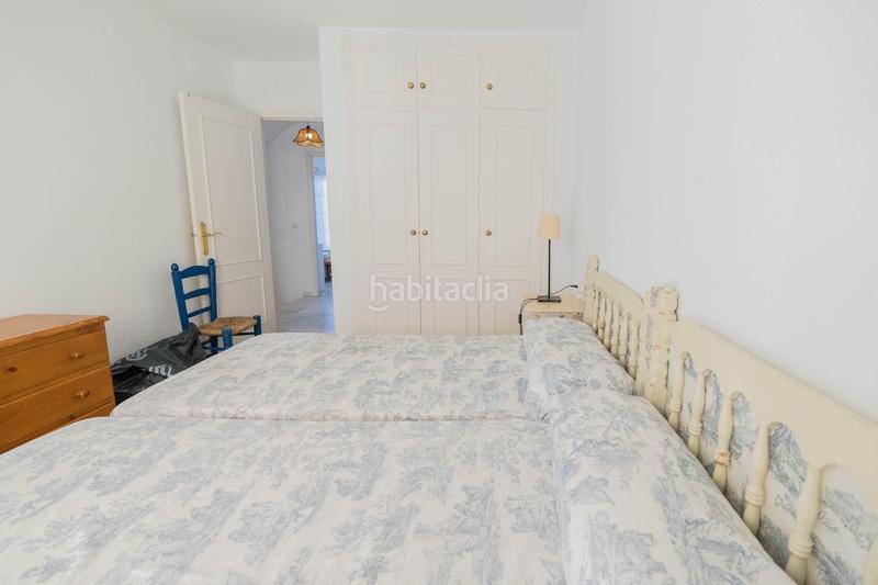 Foto de2a19a8-d125-4a78-aac1-d3edbdb41891. Casa adosada chalet adosado de 5 dormitorios con terraza y piscina comunitaria en Los Boliches, en Fuengirola