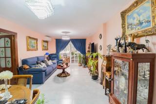 Apartamento en Centro ciudad. Hermoso piso reformado de 3 dormitorios en una ubicación privile
