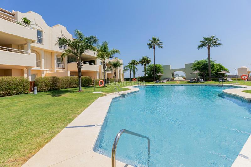 Foto dad186c1-b04c-4a1f-be19-e5844a8aa4bd. Àtic amb aparcament piscina a Hipódromo - Cerrado del Águila Mijas