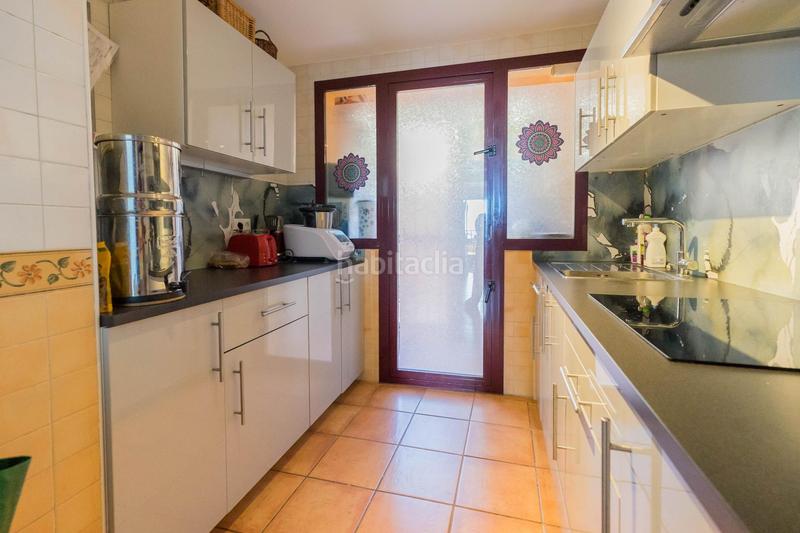 Foto 87686354-85e6-406a-bf40-bf276a55d39b. Appartement avec parking dans Calahonda Mijas