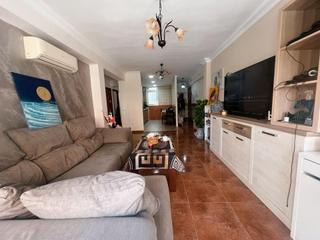 Appartement à Parque Victoria Eugenia. Amplio piso zona rosaleda semireformado