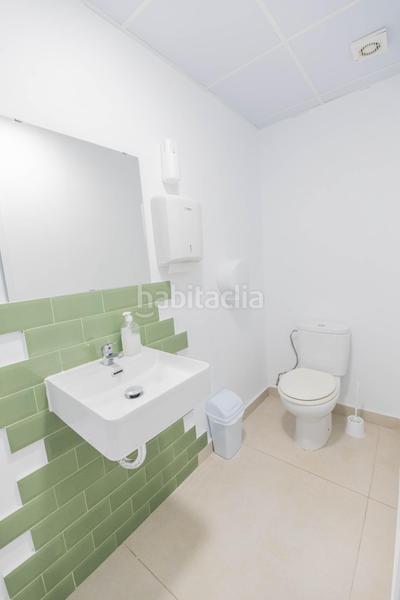 Foto 19783b12-b9e7-4a4f-b2a2-9c2eccaeefb0. Alquiler local comercial traspaso restaurante duo. Los Boliches en Fuengirola