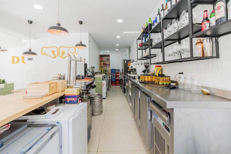 Foto c050f0eb-7923-48b5-810b-e9b7b625da48. Alquiler local comercial traspaso restaurante duo. Los Boliches en Fuengirola