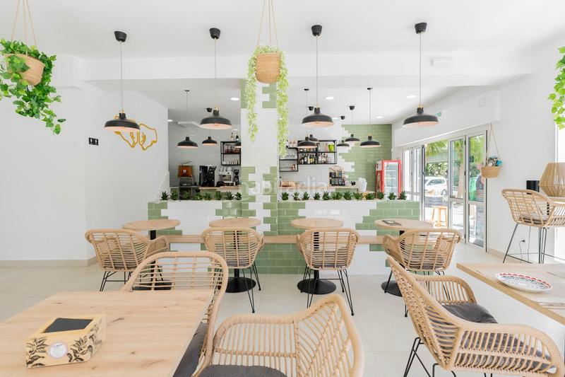 Foto c38fdafc-55c0-4b24-a605-d31534f3866e. Alquiler local comercial traspaso restaurante duo. Los Boliches en Fuengirola