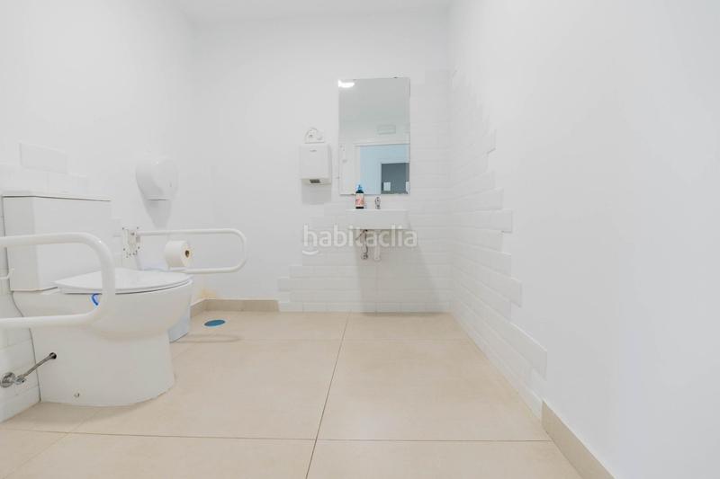 Foto 804c1651-88bc-4ee0-9390-f62c51a94dce. Lloguer local comercial a Los Boliches Fuengirola