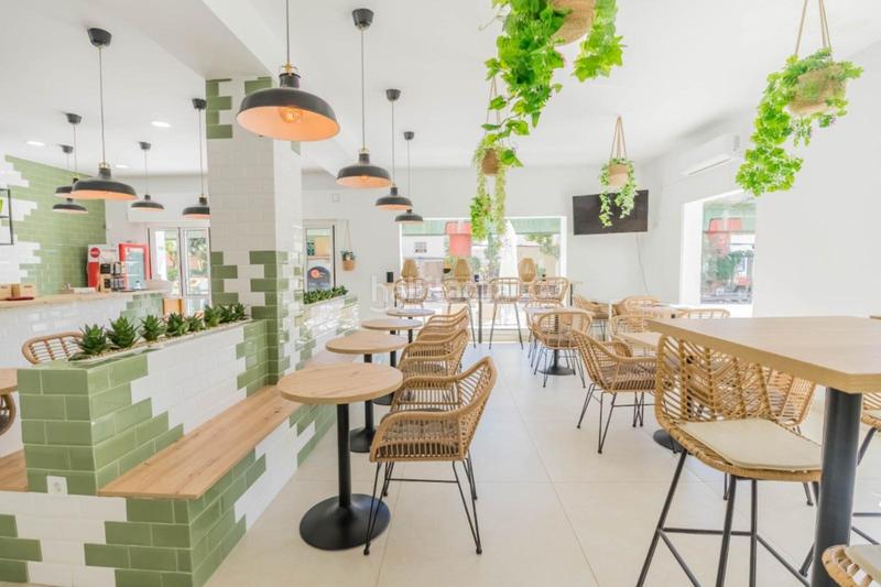 Foto f412da6b-05e7-4288-884f-8793739cd77a. Lloguer local comercial a Los Boliches Fuengirola