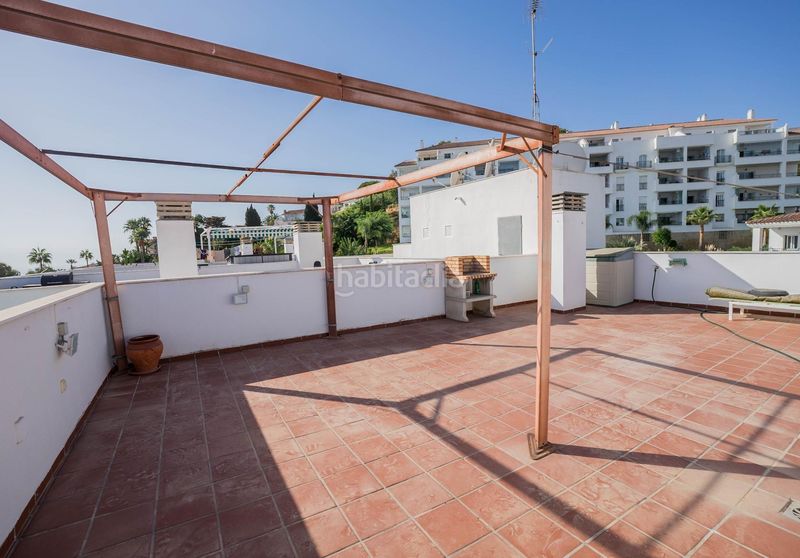 Foto 7e12a4a7-0b71-4631-b821-18763a654ee3. Àtic amb aparcament piscina a Calahonda Mijas