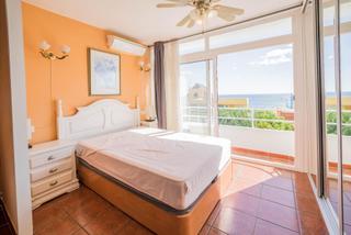 Studio à Loma de los Riscos. Estudio con piscina a solo 850 metros del mar