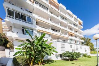 Estudi a Loma de los Riscos. Estudio con piscina a solo 850 metros del mar