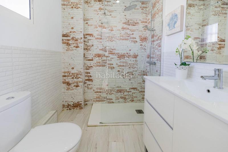 Foto 4f5cd63c-5714-4f46-8f4e-f7b94599b6e0. Appartement in urbanizacion algaida 1 in Río Real Marbella