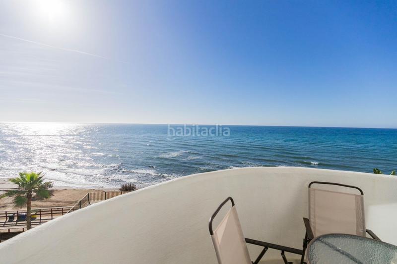 Foto 4f702693-5e37-41e3-a909-82d9f46dd770. Appartement in urbanizacion algaida 1 in Río Real Marbella