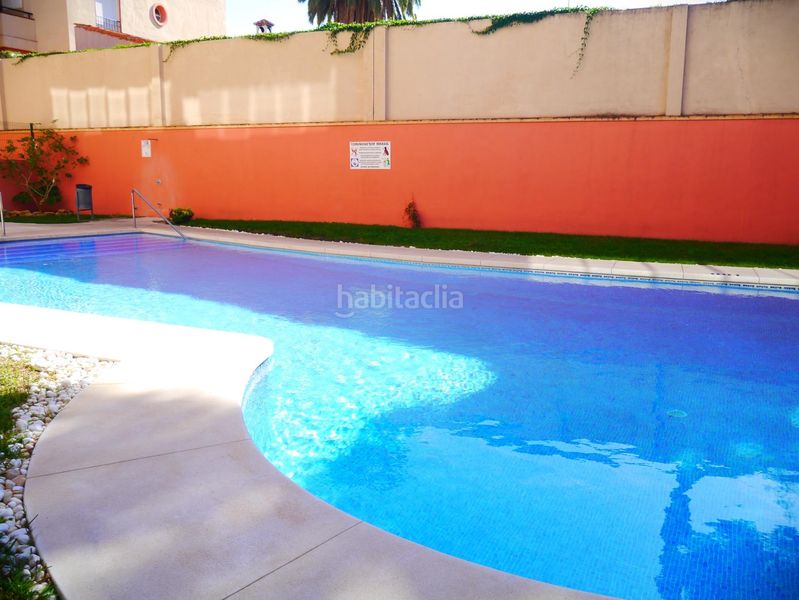 Foto 25c3cb5f-4540-4422-8322-97065b3fa31c. Apartament amb calefacció aparcament piscina a Centro ciudad Fuengirola