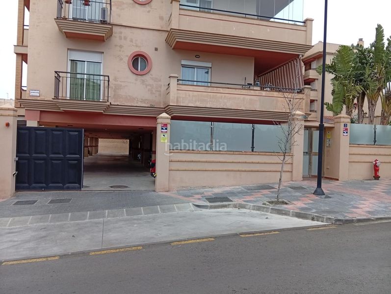 Foto 5edbf191-9ab0-479a-b903-a5d0e36becdb. Apartament amb calefacció aparcament piscina a Centro ciudad Fuengirola