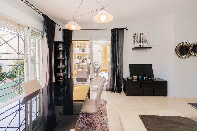 Foto ed7a15af-8d2e-4bae-8b6d-d433ab0c088c. Apartament amb calefacció aparcament piscina a Riviera del Sol Mijas