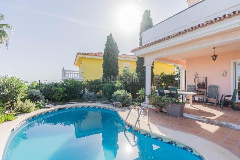 Foto 18bb4e20-300a-4239-93b5-58885c4539fc. Chalet with parking pool in Castillo Sohail - Myramar Fuengirola