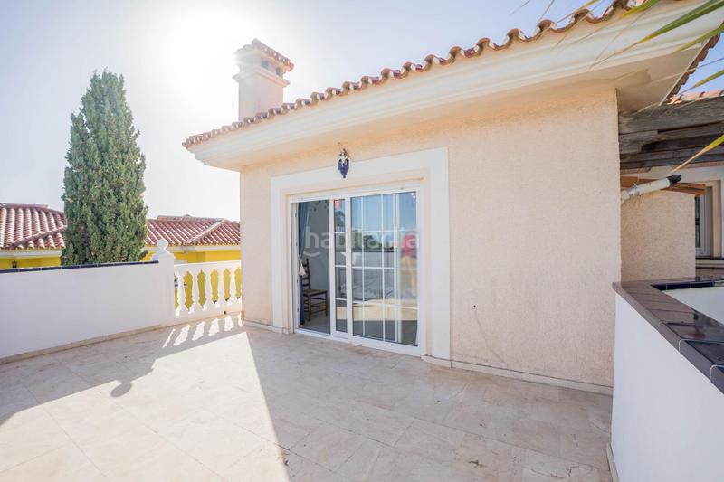 Foto 2c0aaf1d-4b1c-4c78-b448-d7e2fa017088. Chalet with parking pool in Castillo Sohail - Myramar Fuengirola