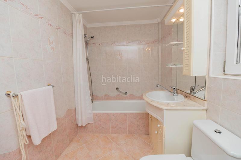 Foto 31b921e1-2936-4284-8370-cc1fc05c4ee8. Chalet with parking pool in Castillo Sohail - Myramar Fuengirola