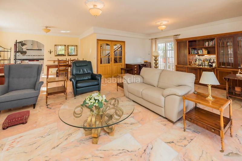 Foto 34549e7c-ab4b-4990-9981-3f32eb816ffe. Chalet with parking pool in Castillo Sohail - Myramar Fuengirola