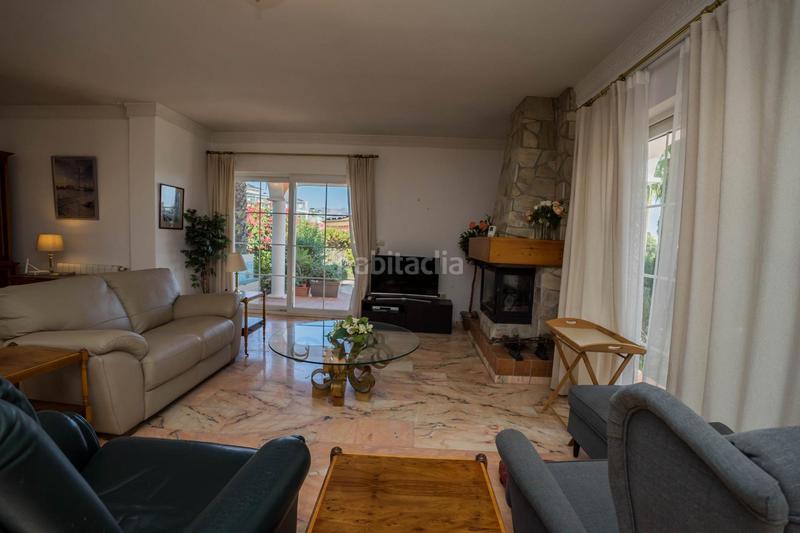 Foto 769b4245-5eb8-4a5c-b5cd-39a18ef7ead7. Chalet with parking pool in Castillo Sohail - Myramar Fuengirola